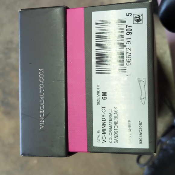 Vince Camuto Minndy Leather Ballet Flat - Picture 7 of 7